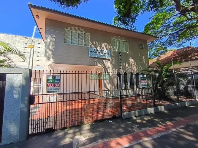 ALUGA SOBRADO RESIDENCIAL OU COMERCIAL DE 320m² | ZONA 04
