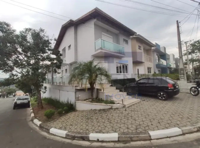 Lindo Imovel á Venda Condominio Parque das Figueiras - Mogi das Cruzes.