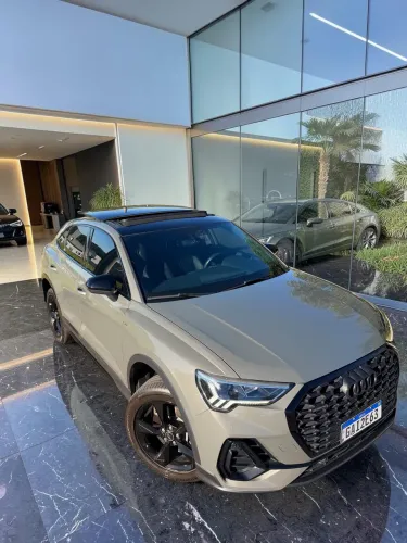 Audi Q3 SPB Perf. Black 2.0 TFSI Tipt. Quat. 2022