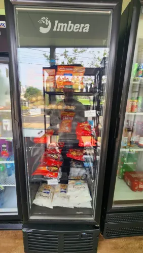 Freezer Vertical Imbera EVZ21 560L Tripla Ação Porta Vidro 127V - ÓTIMO ESTADO