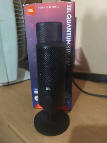 Microfone JBL gamer