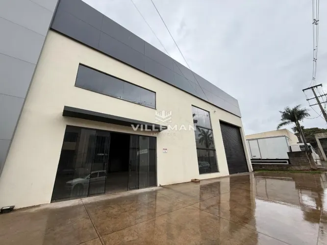 Barracão para alugar em Maringá, Parque Industrial, com 650 m²