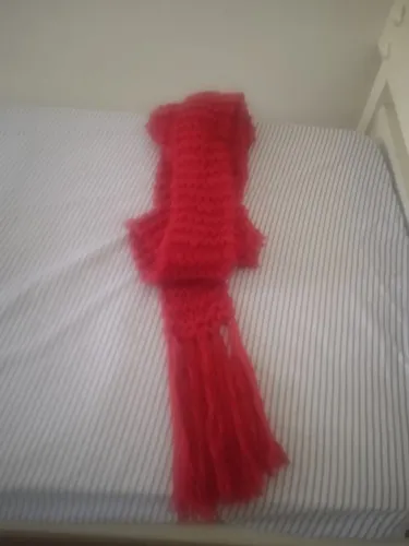 Cachecol feminino cor vermelha 