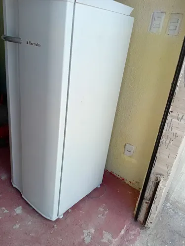 VENDO GELADEIRA CONSUL DE 310 LITROS