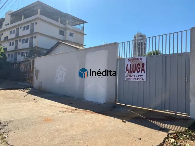 Área para alugar com 573m² no Setor Leste Universitário por R$R$ 1.800,00/mês