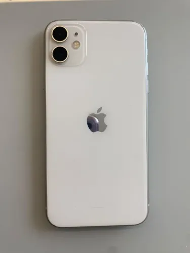 IPhone único dono sem marca de uso