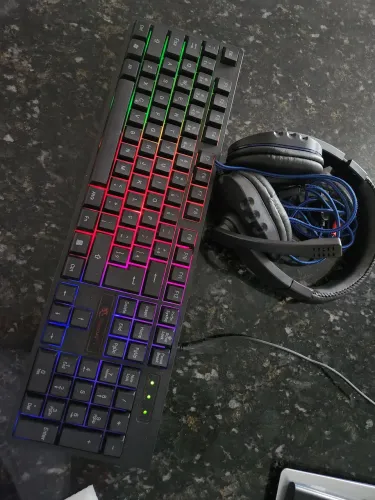 Kit Gamer Teclado RGB + Headset com Microfone - Tudo Funcionando