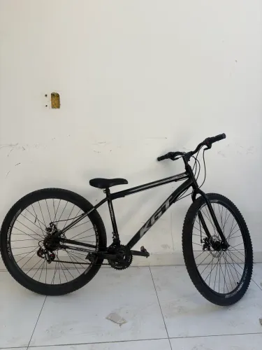 Bicicleta Aro 29 KGT 21 Marchas Freio a Disco - Conservada