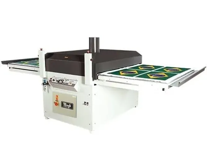 Prensa Térmica Mogk para Transfers - PTP-1450 com Compressores de ar Schulz Perfeita