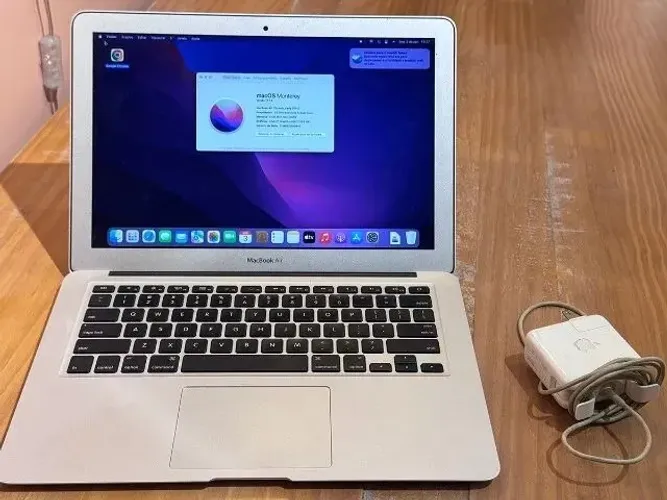 MacBook Air (13-inch, Early 2015)