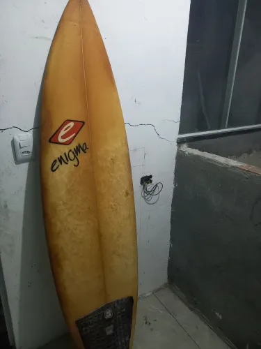 Vendo uma prancha usada