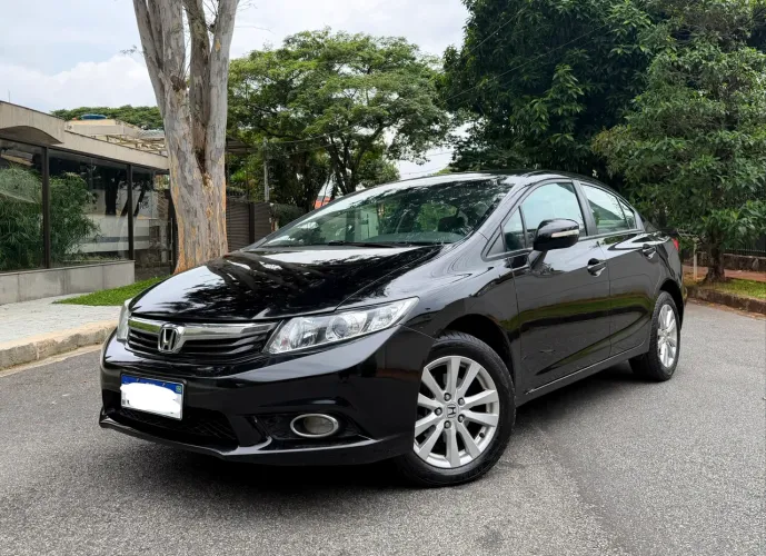 Honda Civic Sedan LXR 2.0 Flexone 16V Aut. 4P 2014