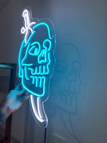 LUMINARIA DE LED CAVEIRA