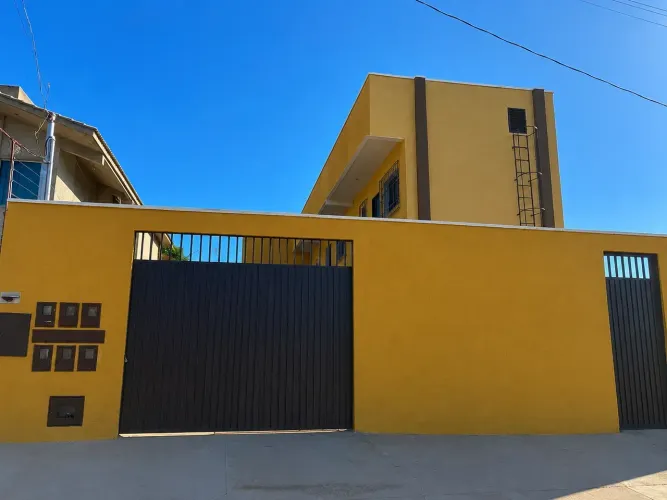 Imóvel para venda com 190 metros quadrados em Residencial Paraíso II - Senador Canedo - GO