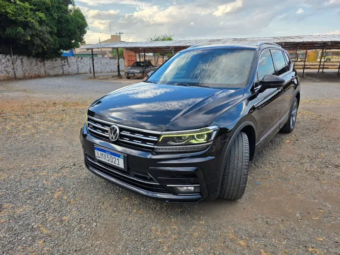 Volkswagen Tiguan Allspac R-line 350 TSI 2.0 4X4 2019