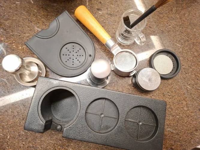 Kit Acessórios Barista Espresso Tamper Portafilter Tapete Knock Box