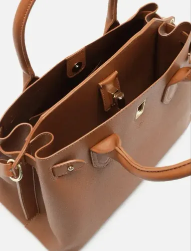 Bolsa tote média Arezzo