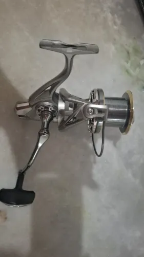 Molinete ngk 12000