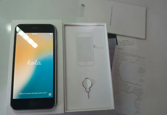 IPHONE SE2020 completo 