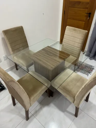 Mesa de Vidro 4 Cadeiras