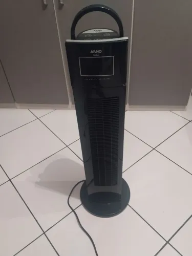 Ventilador torre Arno semi novo!!!
