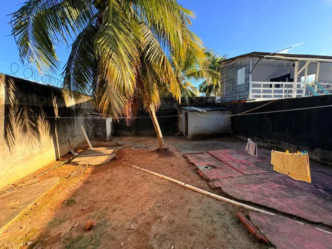 CASA NO JARDIM MARCO ZERO