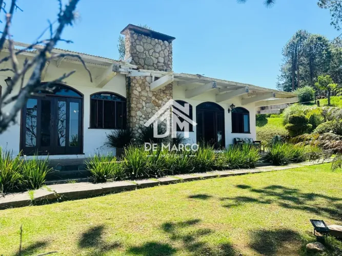 Casa com 3 dormitórios à venda, 226 m² por R$ 1.500.000 - Condomínio Morro Pedra do Fogo -