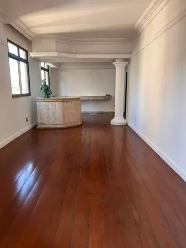 COBERTURA AMPLA E COMPLETA PARA LOCAÇÃO - 3 QUARTOS SUÍTE COM BANHEIRA | PISCINA NO BAIRRO