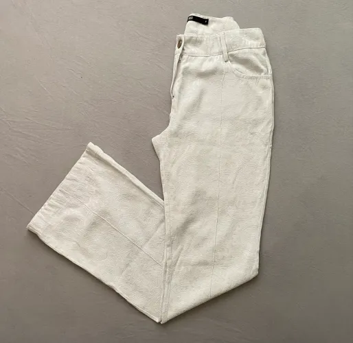 Calça Flare Noir Branca - P