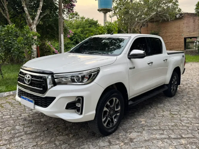 Toyota Hilux CD SRX 4X4 2.8 TDI 16V Diesel Aut. 2019