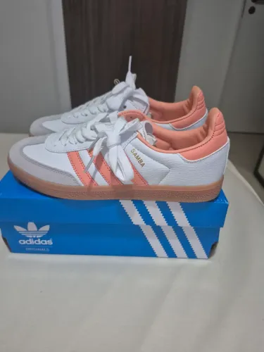 Tênis Adidas Samba Novo tamanho 38<br>R$ 489,00