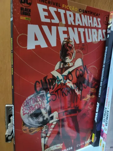 Estranhas aventuras vol 1 Tom king