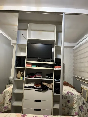 Roupeiro clouset usado 