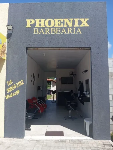 Precisa-se de barbeiro com experiência.