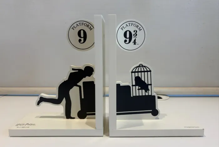 Aparador livros Harry Potter Plataforma 9 3/4