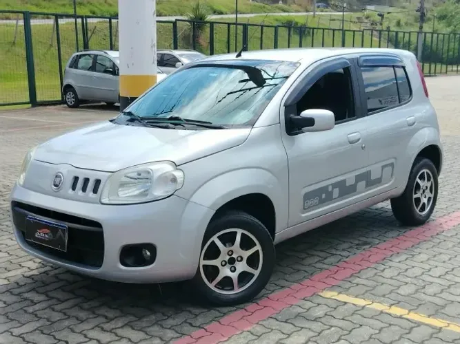 Fiat Uno Vivace/rua 1.0 EVO Fire Flex 8V 5P 2012