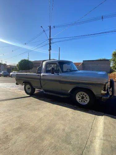 Ford F-1000 S. S. Diesel / S.s. Diesel Turbo 1988