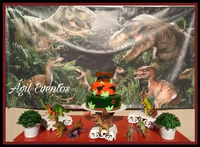 Painel para decoração tema dinossauro