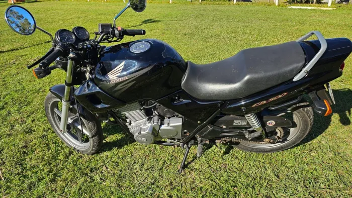 CB 500