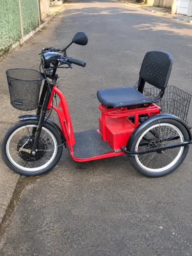 Vendo triciclo eletrico