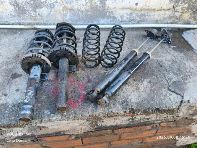 Amortecedores e molas CrossFox