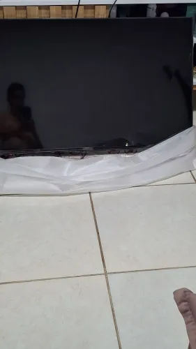 Vendo Smart TV LG UHD AI UA75 43 polegadas HDR10 Pro Processador ?7 AI Ger8 webOS 25