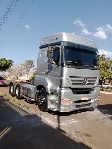 VENDO CAMINHÃO MERCEDEZ BENZ AXOR 25-44 2007
