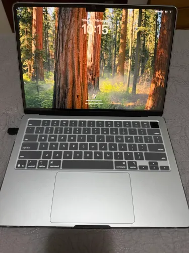 MacBook m4 13? 16/256