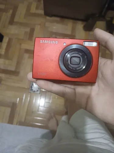 Câmera cybershot l100 Samsung