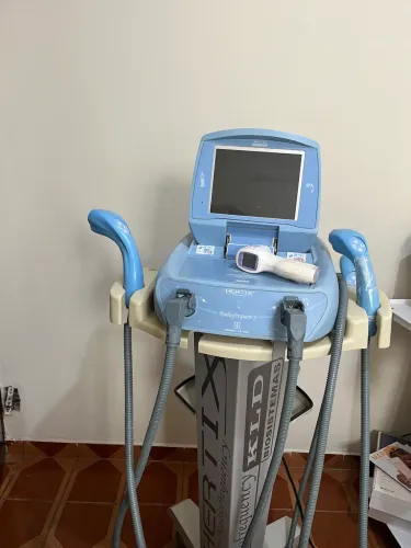 Aparelho radiofrequência