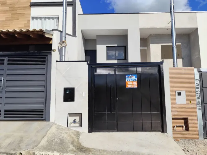 Casa a Venda