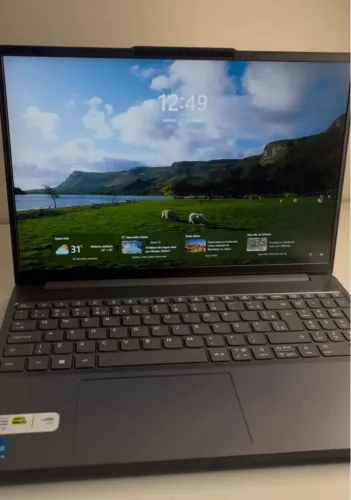 Lenovo IdeaPad Slim 3 - 16GB RAM + SSD 512GB