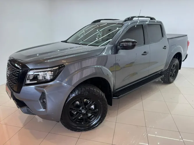 Nissan Frontier XE CD 4X4 2.3 Bi-TB Diesel Aut. 2024