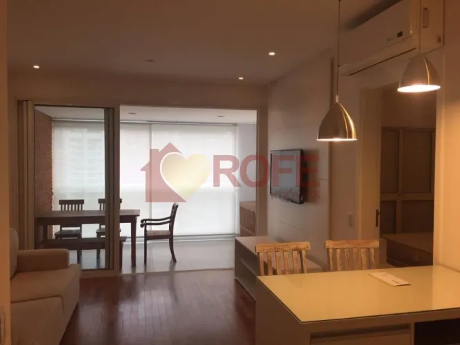 Apartamento com 1 dormitório para alugar, 61 m² - Itaim Bibi - São Paulo/SP